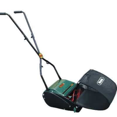 This push mower by webb has a more traditional look and feel. Its a good all rounder all though a little more expensive than some of the cheaper models. One of the best reel lawn mowers, the only downside is that the handles are hard to remove making storage a little difficult. If this is not a problem for you them this is one of the best manual lawn mower Webb push mower review