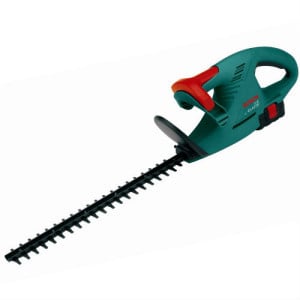 Bosch AHS 41 ACCU HEDGE TRIMMER REVIEW. Good budget model for light hedge trimmer. Not suitable for heaver work