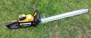 TackLife Cordless Hedge Trimmer