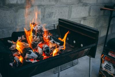 How to cook on a charcoal bbq