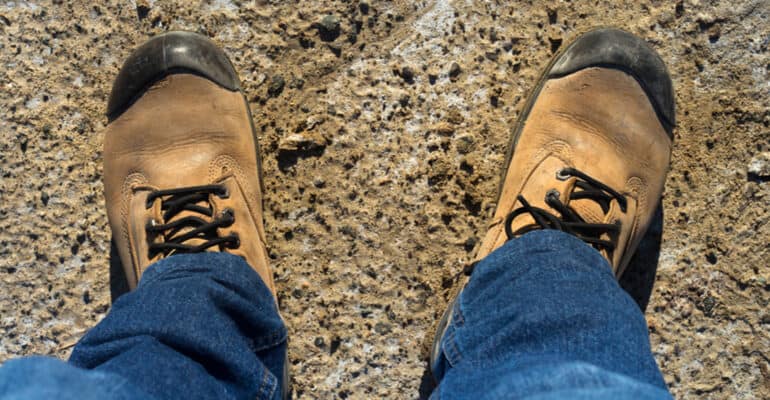 Best rigger boots with ankle support and hardwearing