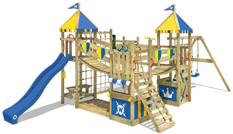 Best climbing frame - wooden and metal models compared - From £100 to over £1000