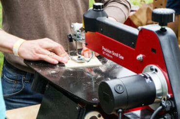 Best Scroll Saw Reviews - Comparison and buyers guide plus top picks