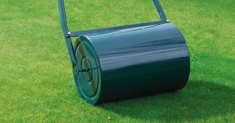 Best lawn roller and reviews - Top 5 models and buyers guide