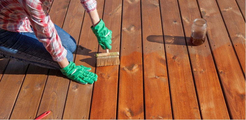 If you have wooden decking that it's important to look after the decking so that it lasts for many years. Learn how to treat wooden decking with decking oil.