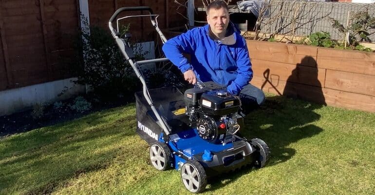 I have reviewed some of the best petrol lawn scarifiers, some also have aerators attachments to make them more useful. Read our Uk reviews and buyers guide now