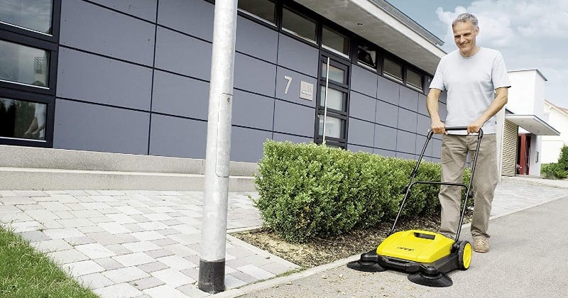Some of the Karcher models are certainly the best outdoor floor sweepers. See how other models compare including cordless and push from Ryobi, Stiga and Hyundai