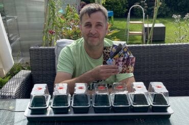 I test and review the best propagators from self-watering to heated thermostatic seed propagators.