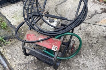 Testing the best petrol pressure washers for deep cleaning