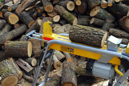 Electric log splitter being tested