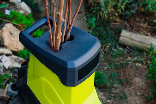 Maximum branch diameter of garden shredder