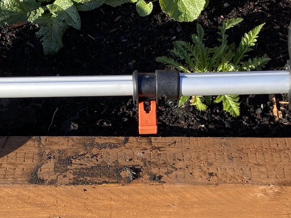 Aluminium telescopic shaft of cordless strimmer