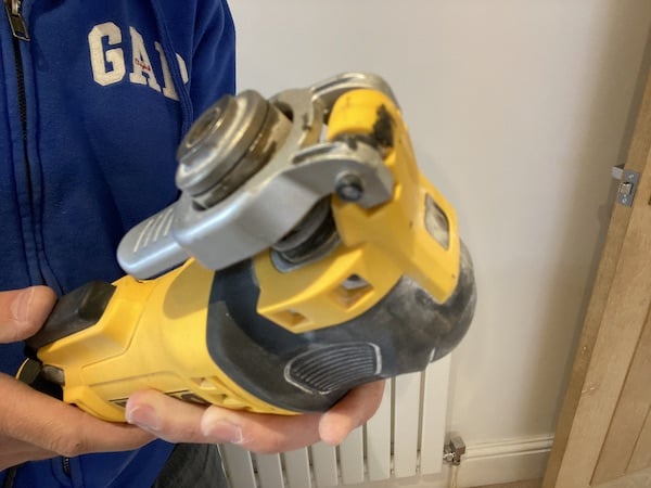 DeWalt DWE315KT Oscillating Multi-Tool in closed position without attachment
