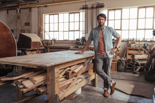 Choosing the right workbench height and size