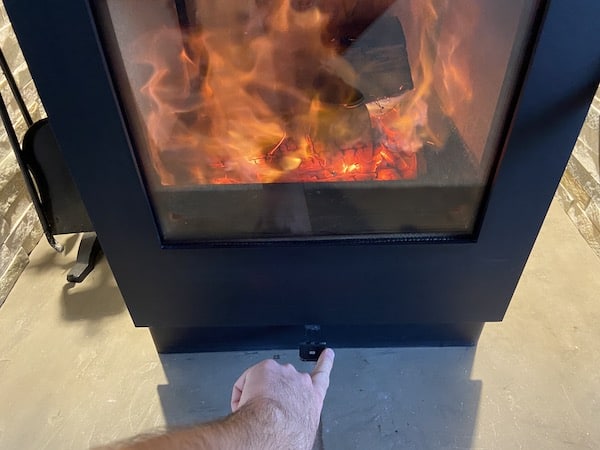 Once fire is burning well close the air vent by around 50% to slow the burn but give out the most heat
