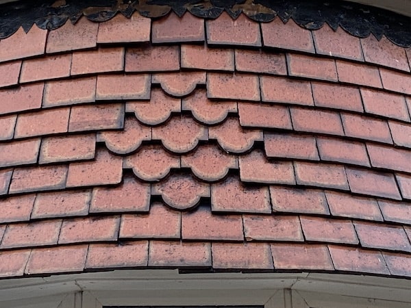 front tiles on house after applying Smartseal Xtreme Patio Cleaner