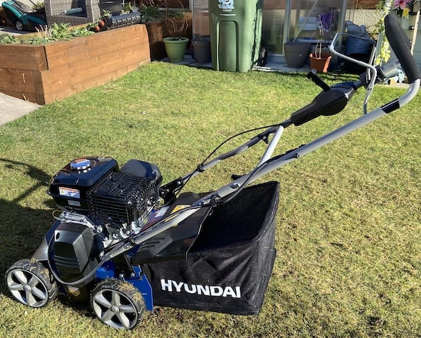 Hyundai 210cc 4-stroke petrol scarifier