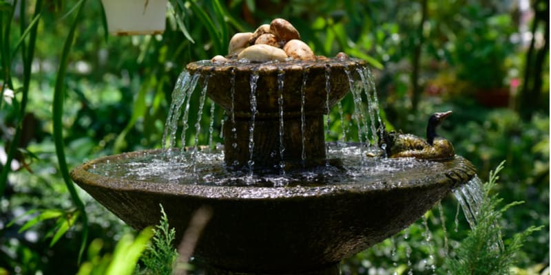 Top 5 Best Solar Powered Water Features 