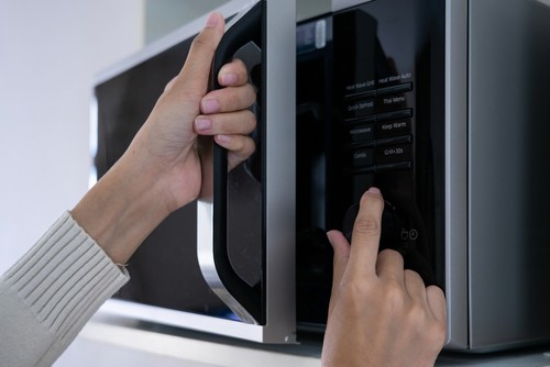 Comparing features on convection microwave