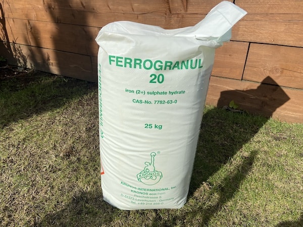Ferromel 20 Iron Sulphate Lawn Conditioner, Lawn Feed and Moss Killer