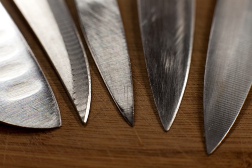 comparing the blades on knifes