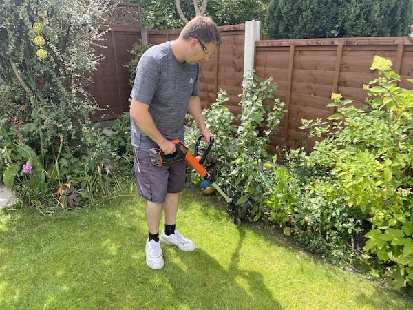 You the strimmer in my own garden for general maintenance, great little strimmer