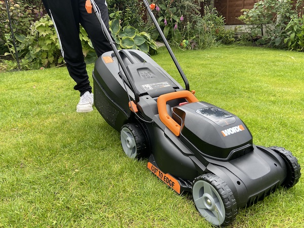 The WORX WG730E Brushless Cordless Mower has a mostly plastic construction but it feels good quality