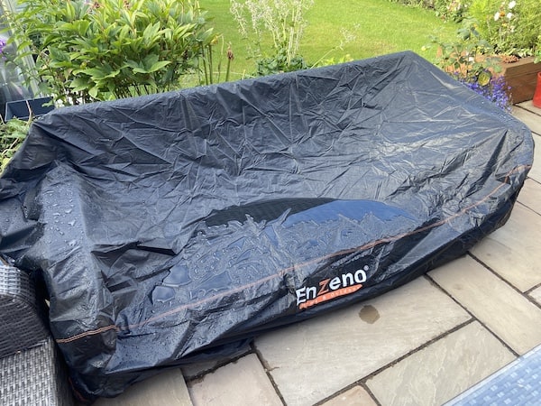 The Enzeno which is made from 400D oxford fabric is 100% waterproof 