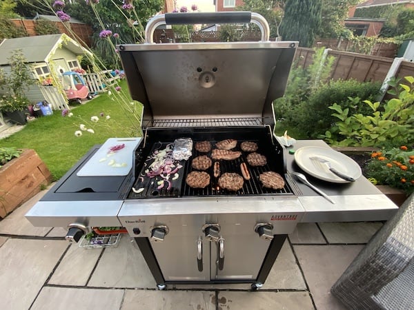 Been testing this Char-Broil BBQ, have to say, its probably one of the best gas BBQs out there