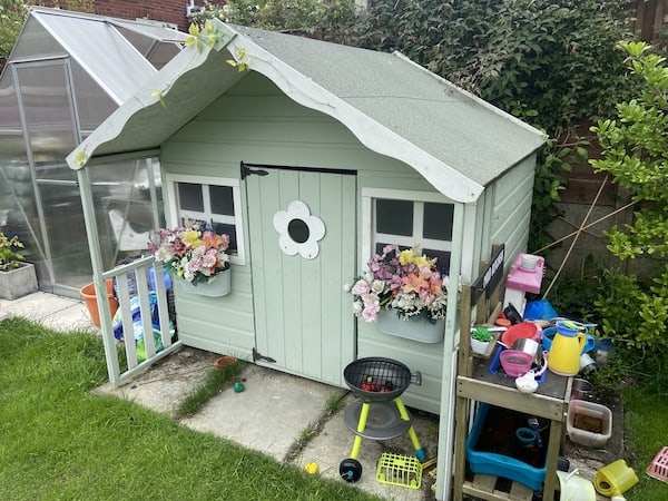 One of the best best playhouses for older kids